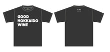 画像をギャラリービューアに読み込む, オリジナル T シャツ 01 "GOOD HOKKAIDO WINE"
